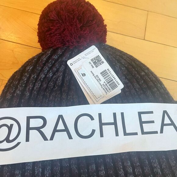 Lululemon Women's Textured Fleece-Lined Knit Beanie m8 - Picture 4 of 6